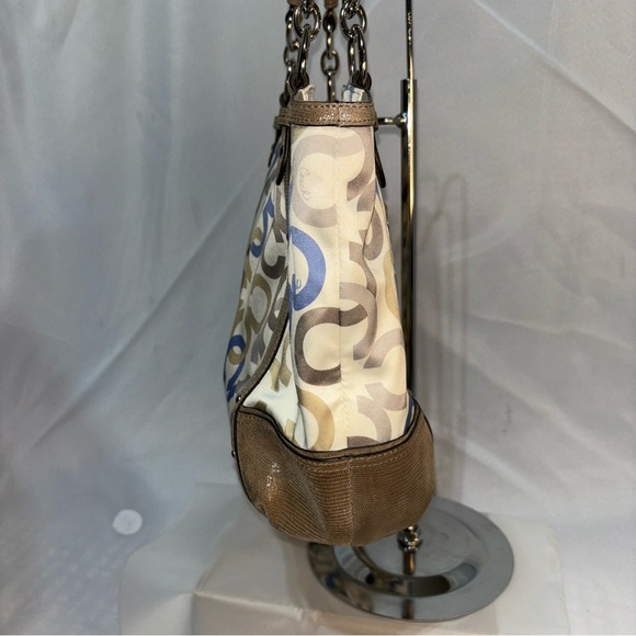 COACH F20806 Alexandria Chain Link Clover Signature C Shoulder Bag - Picture 5 of 13